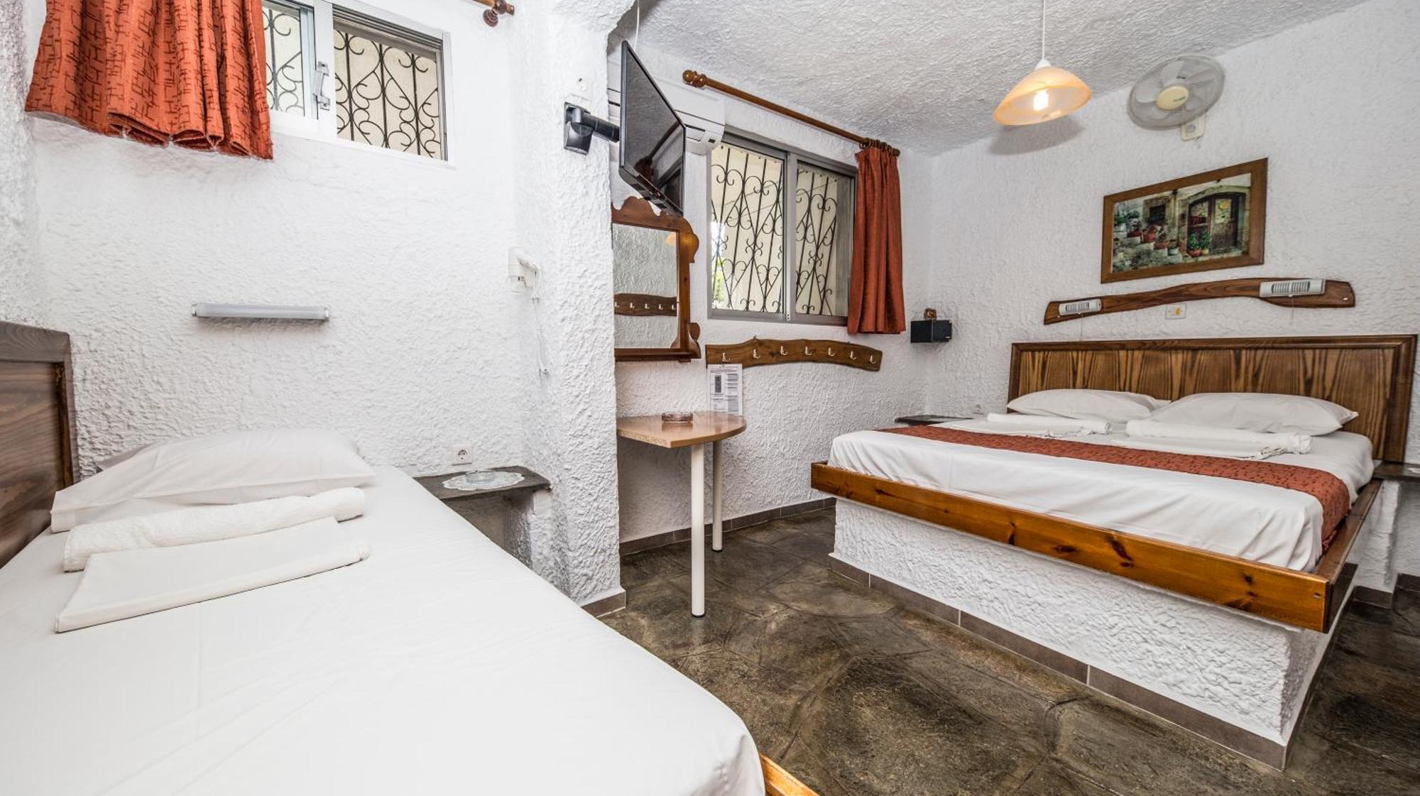 Haus Niko Apartments And Suites Νέα Ποτίδαια Δωμάτιο φωτογραφία