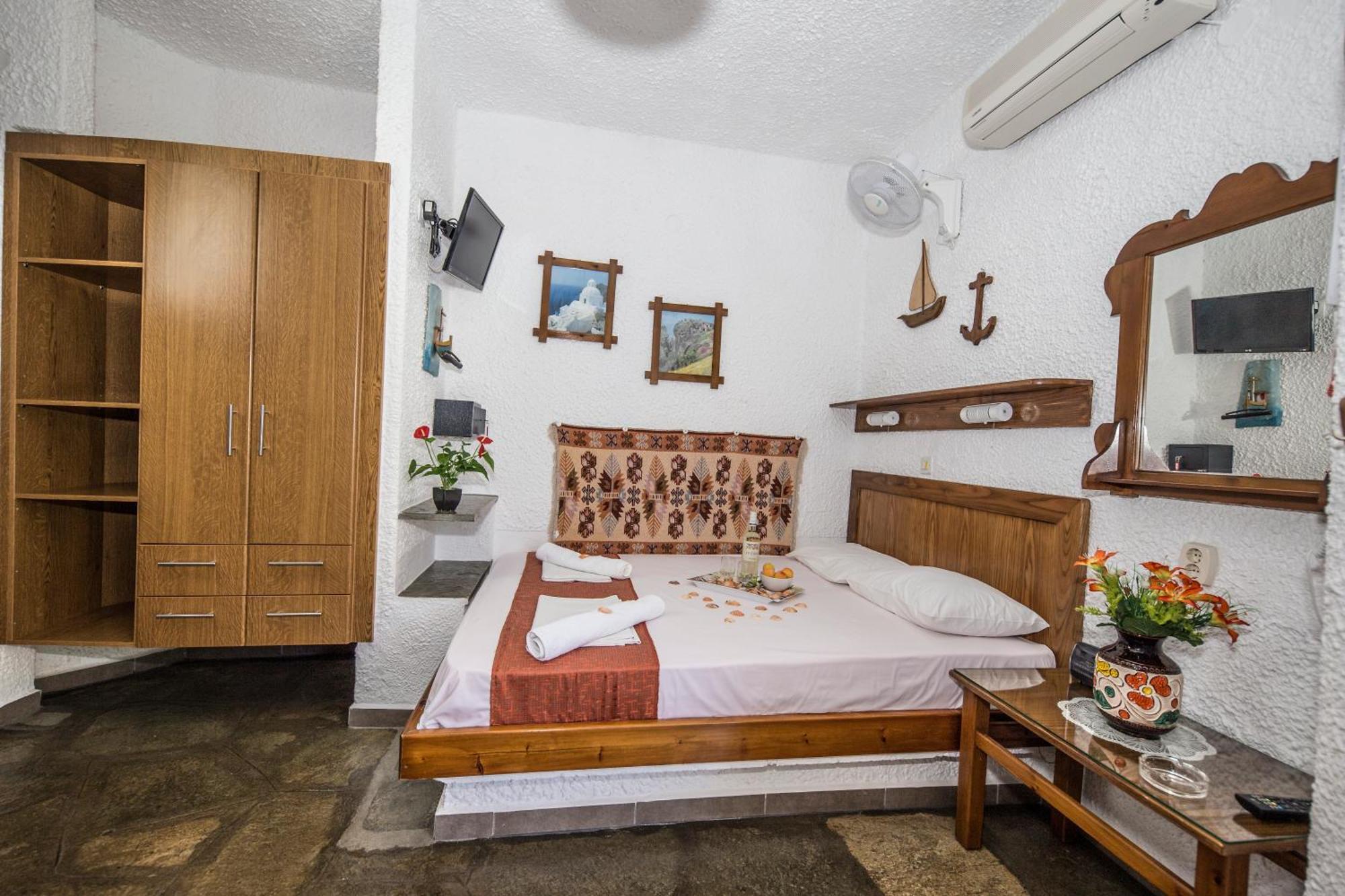 Haus Niko Apartments And Suites Νέα Ποτίδαια Δωμάτιο φωτογραφία