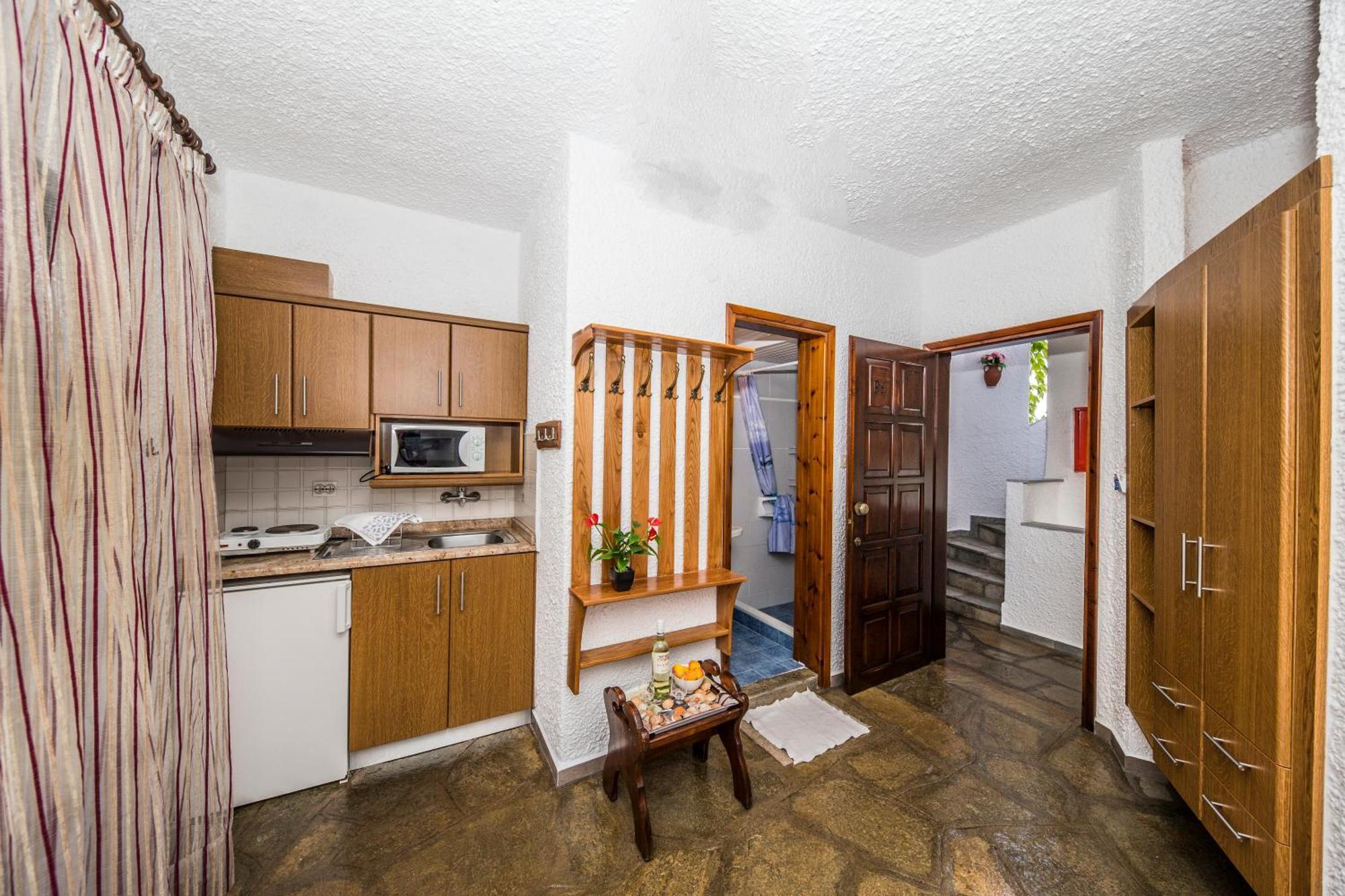 Haus Niko Apartments And Suites Νέα Ποτίδαια Δωμάτιο φωτογραφία